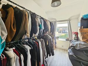 Photo 2- click for photo gallery